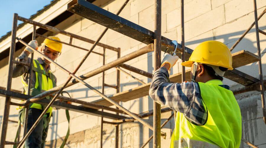 Professional gutter cleaning in Caballo, NM